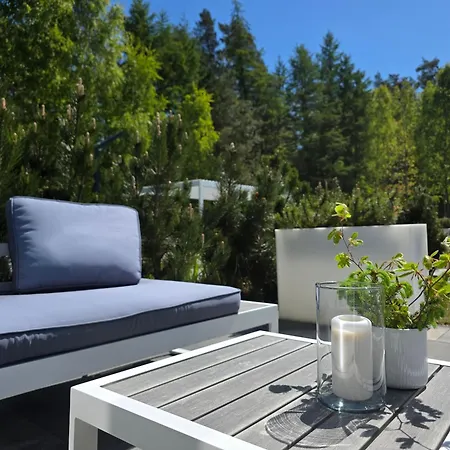 Nova - Dom Nad Morzem, Podgrzewany Basen,sauna, Balia Z Jacuzzi , Starlink Apartmán Ulinia