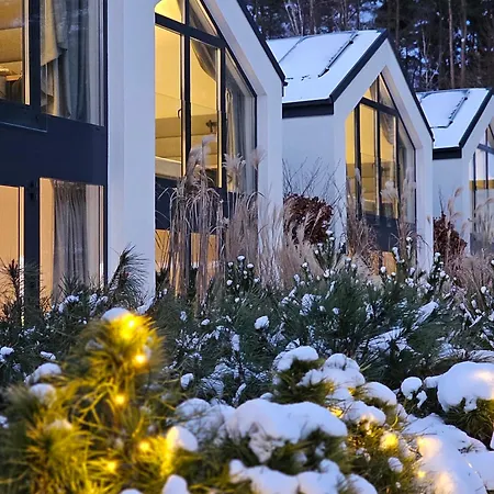Apartmán Nova - Dom Nad Morzem, Podgrzewany Basen,sauna, Balia Z Jacuzzi , Starlink Ulinia