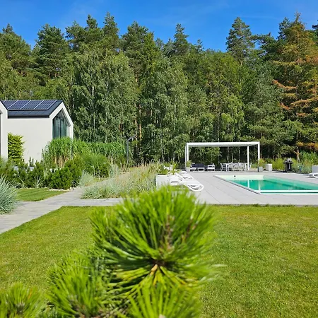 Nova - Dom Nad Morzem, Podgrzewany Basen,sauna, Balia Z Jacuzzi , Starlink Apartmán *