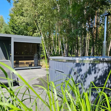 Nova - Dom Nad Morzem, Podgrzewany Basen,sauna, Balia Z Jacuzzi , Starlink Lägenhet Ulinia